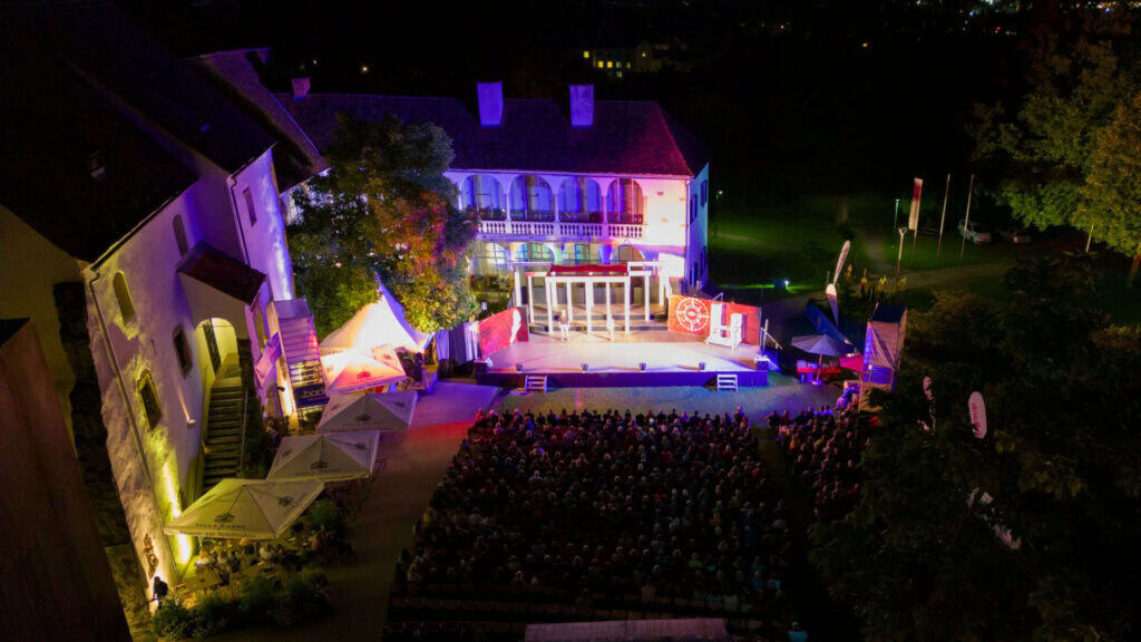 Artus – Excalibur 2026 im Hartberger Schlosshof: Vorverkauf & Ausblick